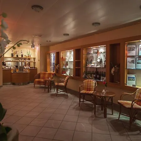 Üdülőközpont Esplanade Hotel, & 4*