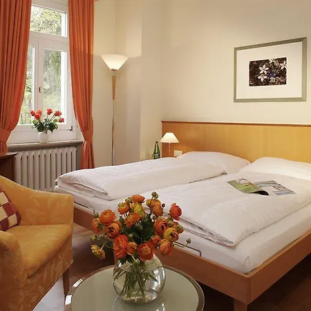 Esplanade Hotel, & Minusio