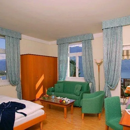 Esplanade Hotel, & 4* Minusio