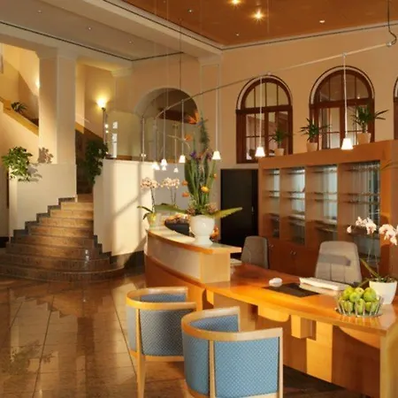 Esplanade Hotel, & Minusio