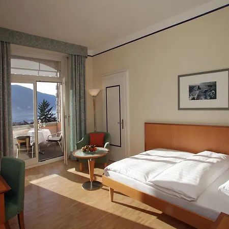 Θέρετρο Esplanade Hotel, & 4*