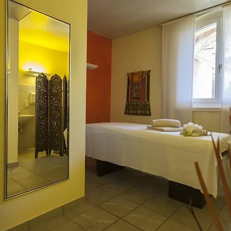 Θέρετρο Esplanade Hotel, & 4*