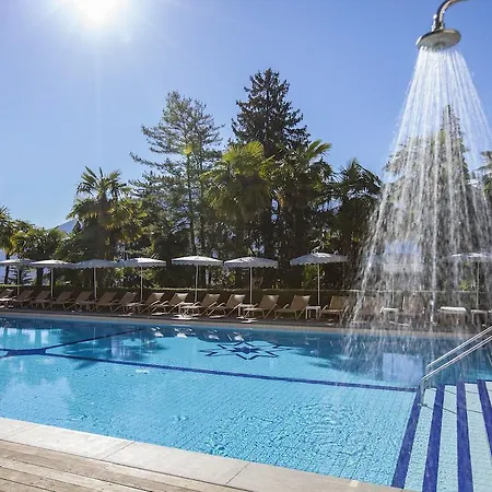 Θέρετρο Esplanade Hotel, &